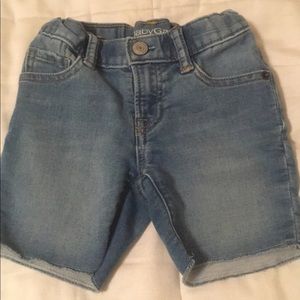 2T baby gap jean shorts